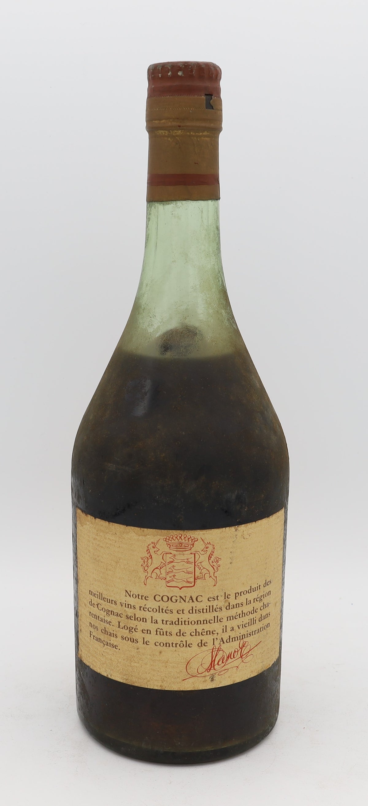 Gaston de Lagrange VSOP Cognac – premium French brandy with rich amber color, smooth and balanced flavors, crafted for collectors and connoisseurs.