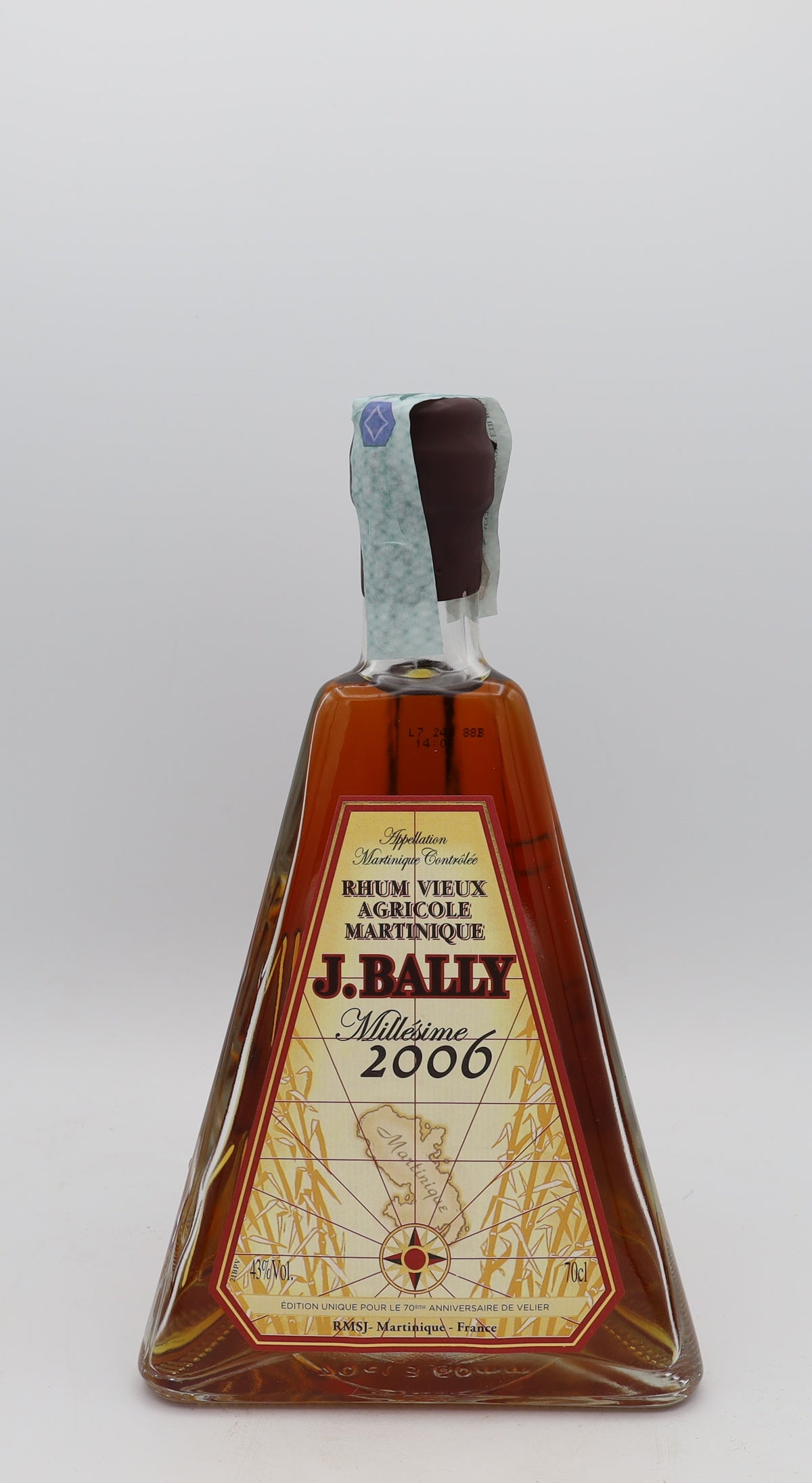 J. Bally 2006 Millésime Rhum Vieux Agricole, Vélier and Reserved Treasures Club edition, presented in a collector’s box – rare aged Martinique rum with rich, complex flavors.