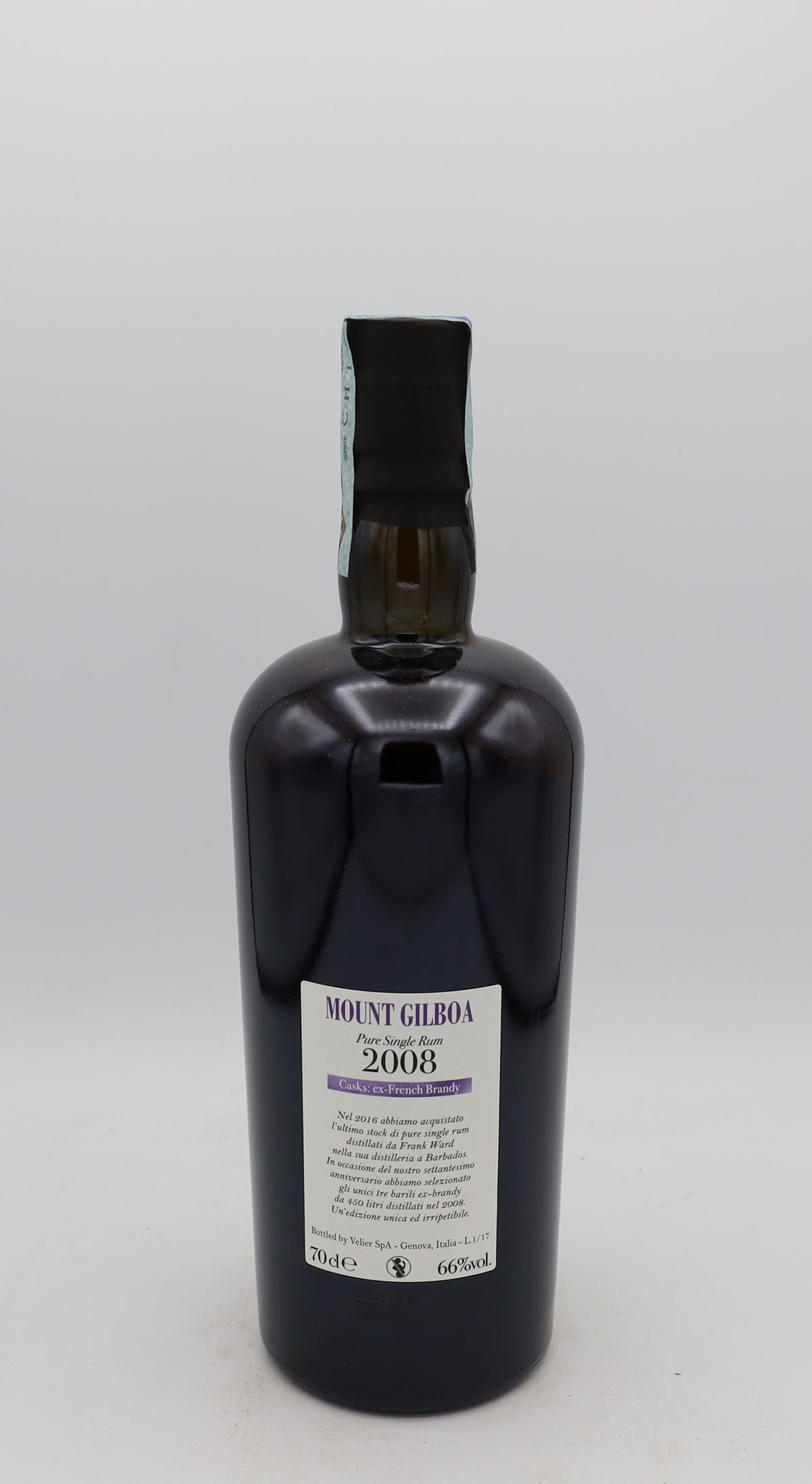 A Mount Gilboa 2008 Rum Warren Khong, Vélier and Reserved Treasures Club edition, presented in a collector’s box – rare aged rum with rich, complex flavors.