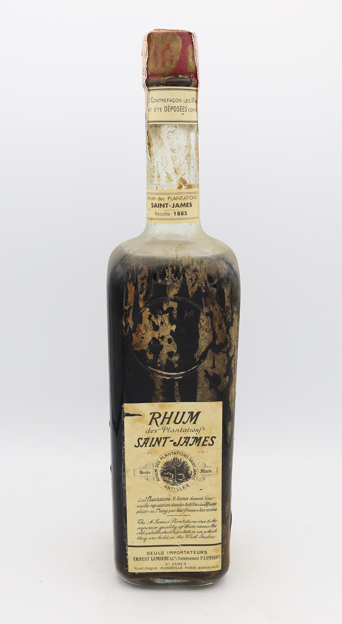 Saint James Martinique Rum Vintage 1885 – exceptionally rare vintage rum with rich, complex flavors, perfect for collectors.