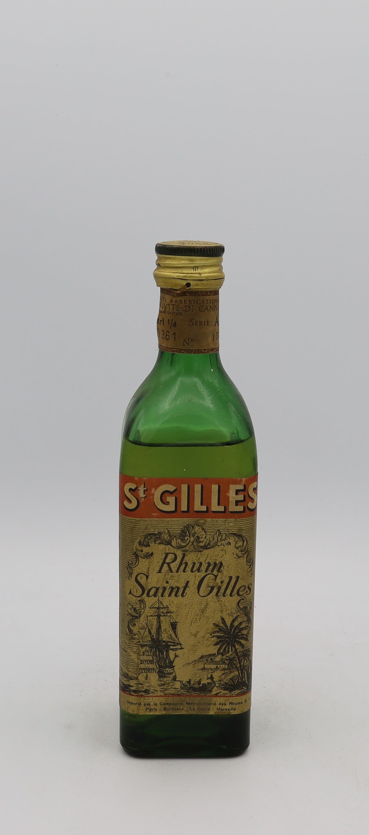 St Gilles Rhum Mini Cognac Vintage 1960 – rare aged spirit with rich, complex flavors, perfect for collectors and connoisseurs.