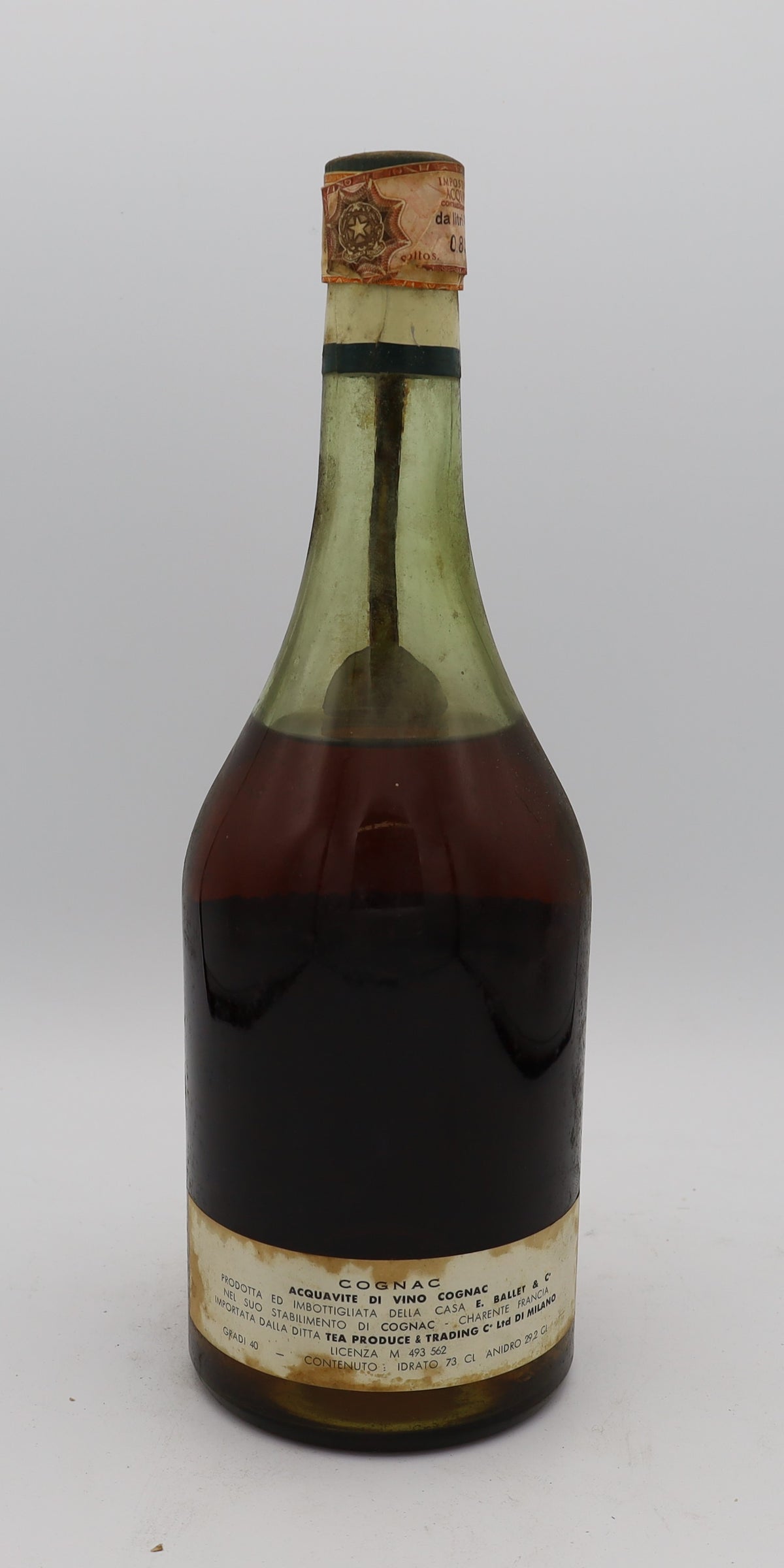 Ballet Co Vieille Reserve Cognac Napoleon – premium aged brandy with rich, smooth flavors, ideal for collectors and connoisseurs.