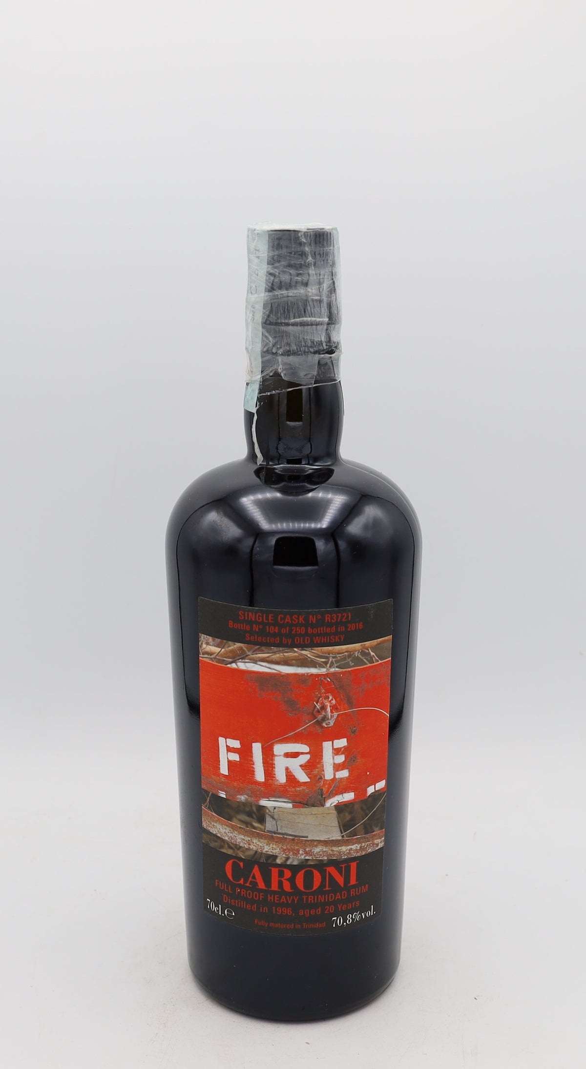 Caroni 20-year-old Rum R3721 – vintage 1996 limited edition French rum for collectors