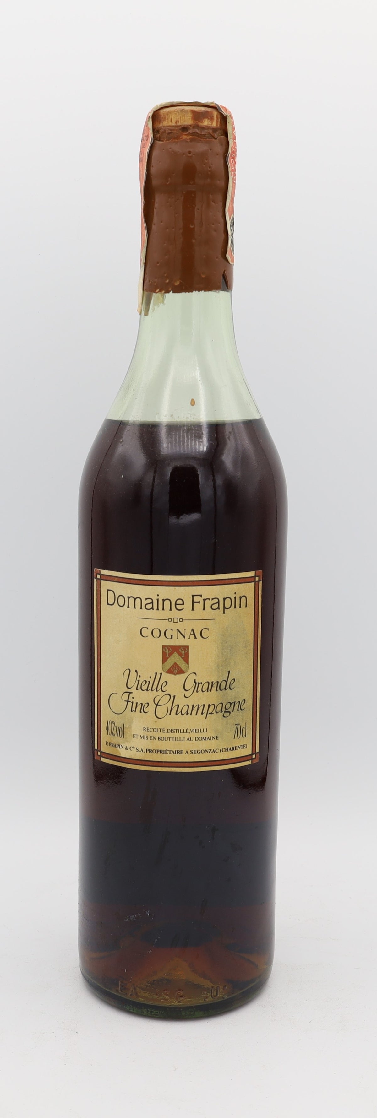 Domaine Frapin Cognac – vintage 1990s, premium French brandy with rich amber color, smooth and complex flavors, presented in a collector’s box, ideal for connoisseurs.
