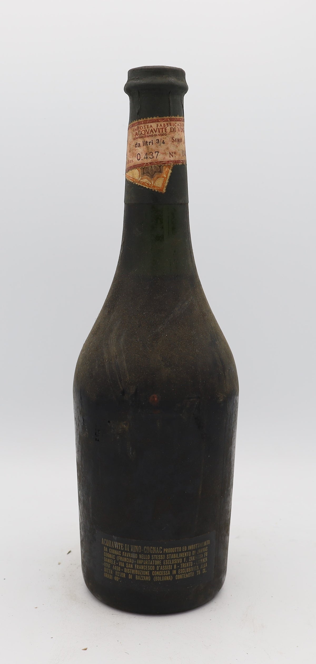 Favraud VSOP Cognac Fine Champagne Napoleon – premium aged brandy with rich, smooth flavors, crafted from Fine Champagne eaux-de-vie, ideal for collectors and connoisseurs.