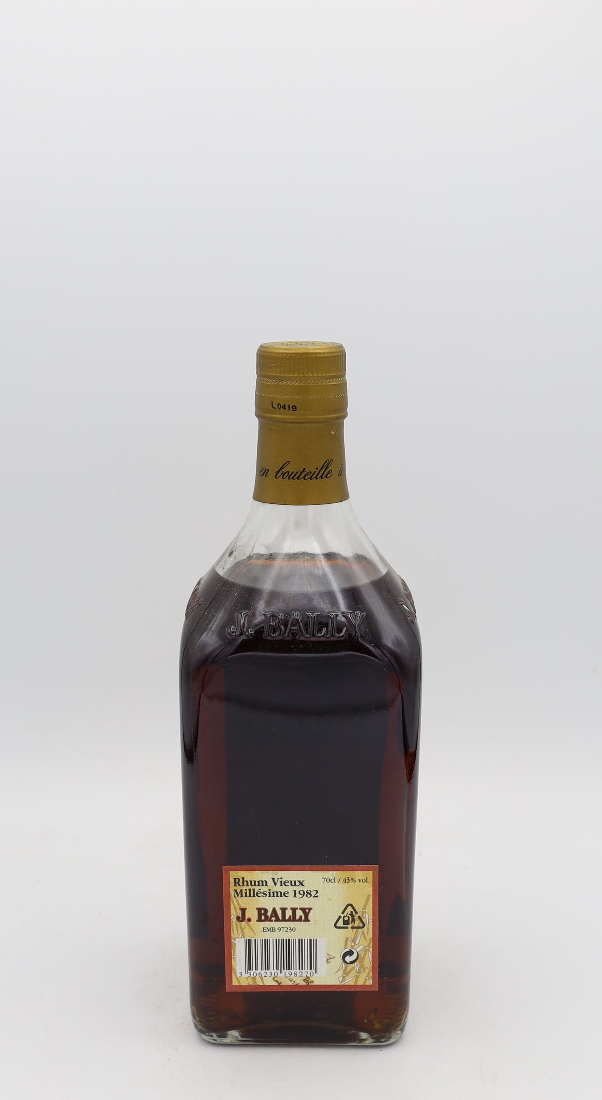 J. Bally 1982 Millésime Rhum, Reserved Treasures Club edition, presented in a collector’s box – rare aged Martinique rum with rich, complex flavors