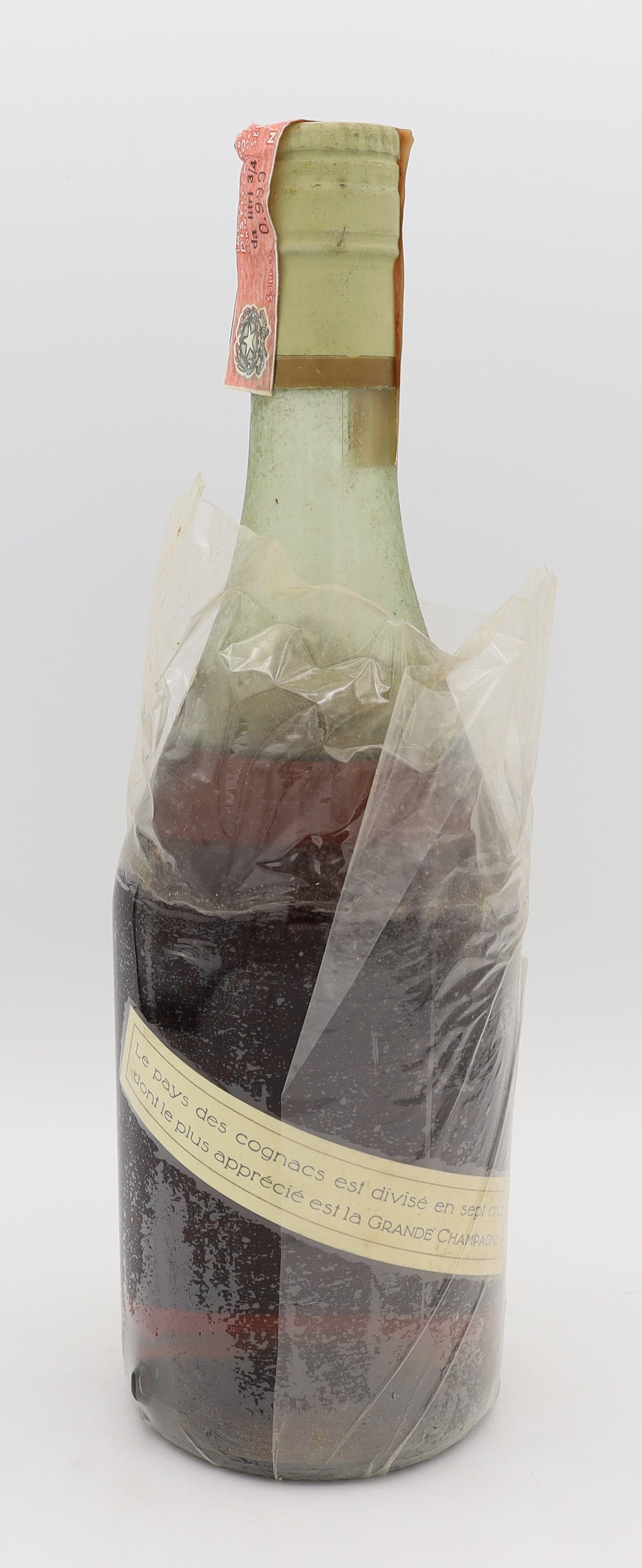 Logis de la Mothe VSOP 1er Cru – premium French cognac with smooth, refined flavors and delicate oak notes, perfect for collectors and enthusiasts.