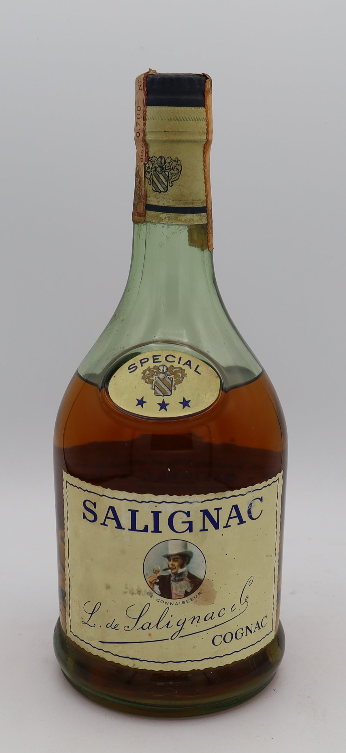 Salignac 3 Star Special Cognac – premium French brandy with rich amber color, smooth and balanced flavor profile, presented in a classic bottle for collectors and connoisseurs.